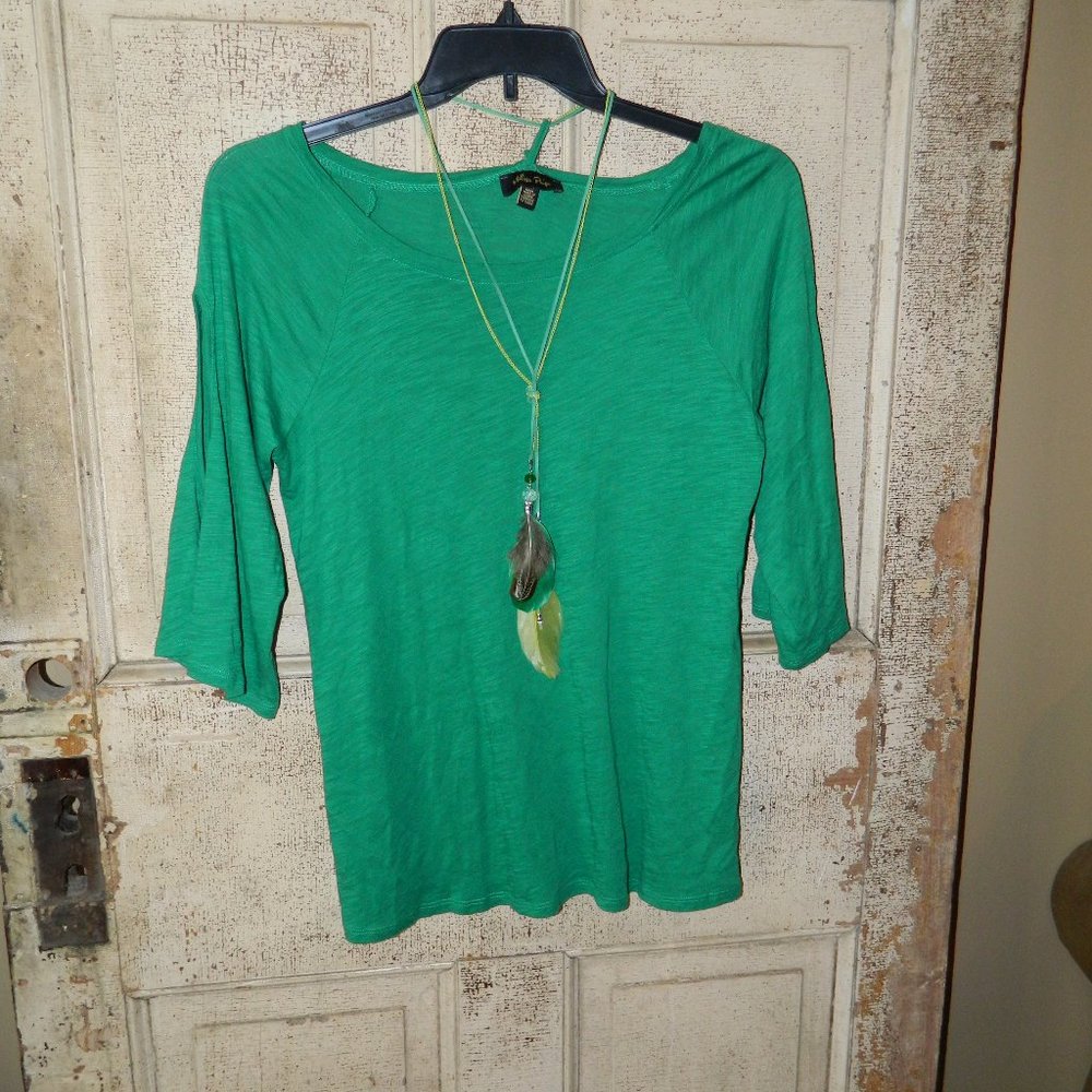 Melissa Paige Top with Feather Necklace Size M (M-41)